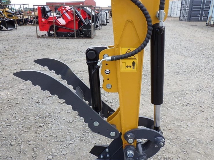 2025-cfg-qk18r-hydraulic-excavator-image-13
