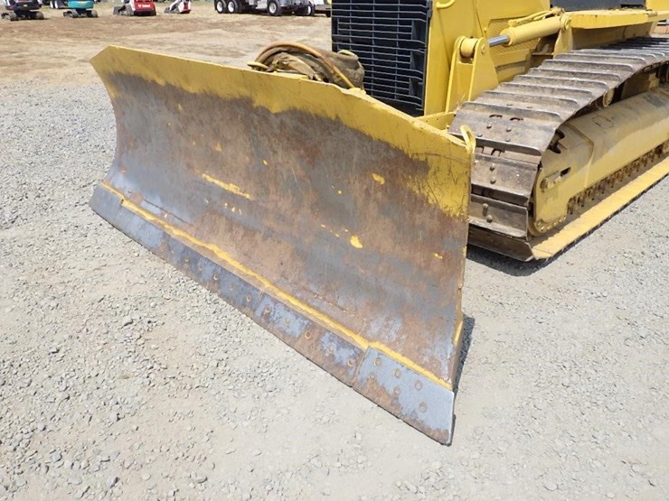 deere-750j-lt-image-7