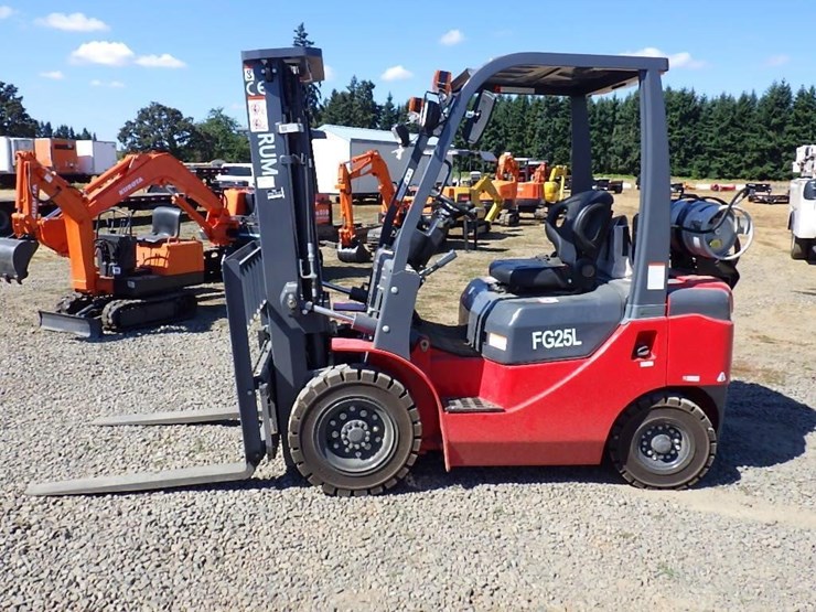 2023-rum-fg25l-forklift-image-6
