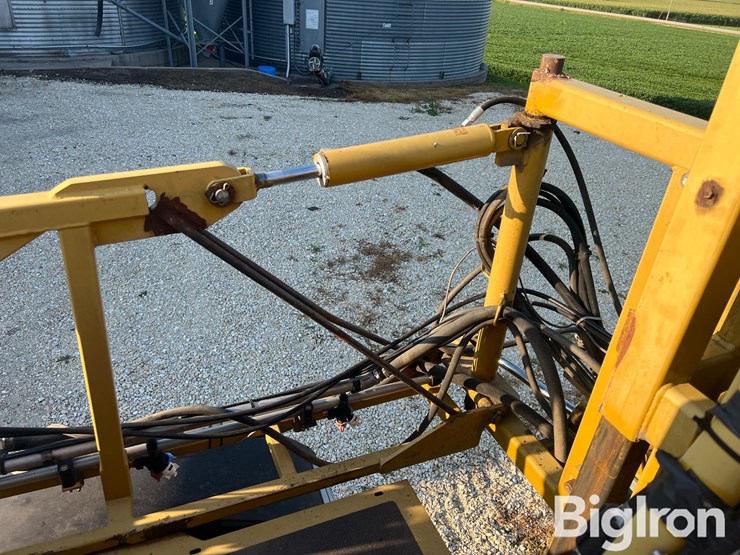 1998-ag-chem-rogator-854-image-13