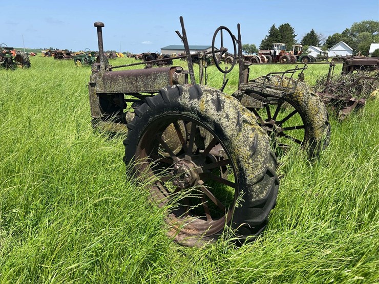 john-deere-model-a-image-3