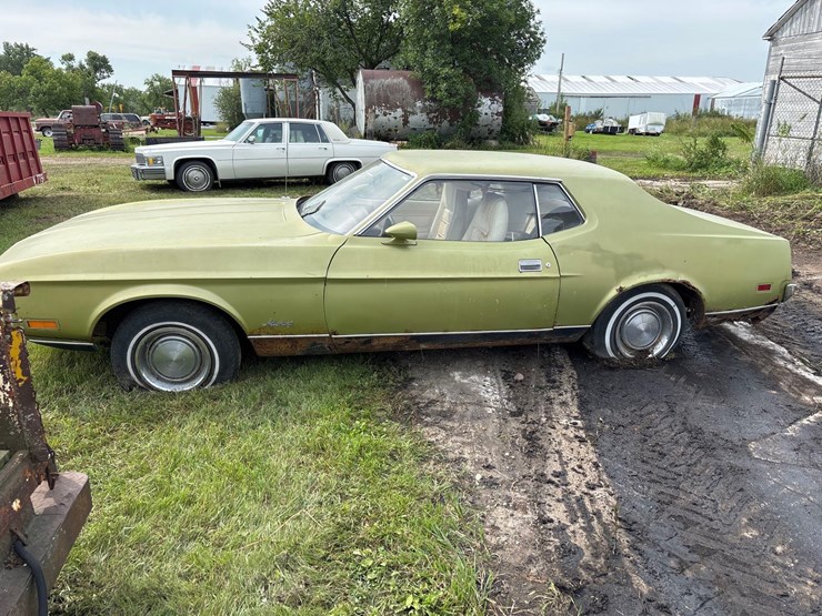 1974-ford-mustang-image-7