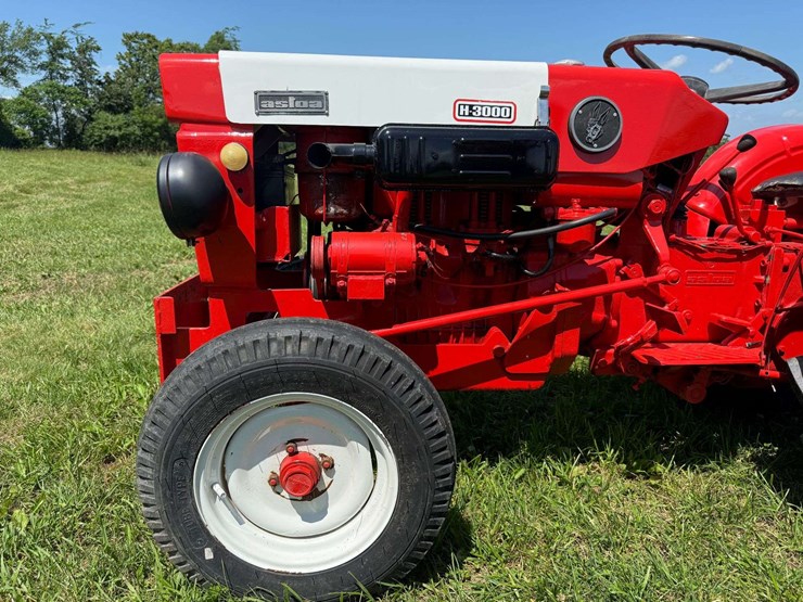 spanish-astoa-vineyard-tractor-nos!-image-9