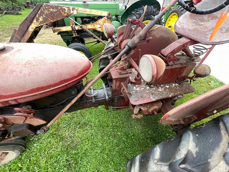 #6671-•-1946-ih-farmall-tractor-image-13
