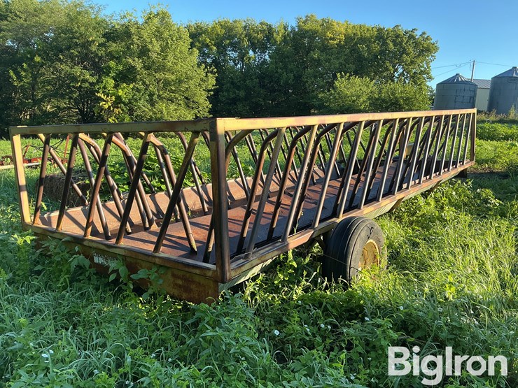 elk-creek-manufactuting-portable-hay-feeder-image-5