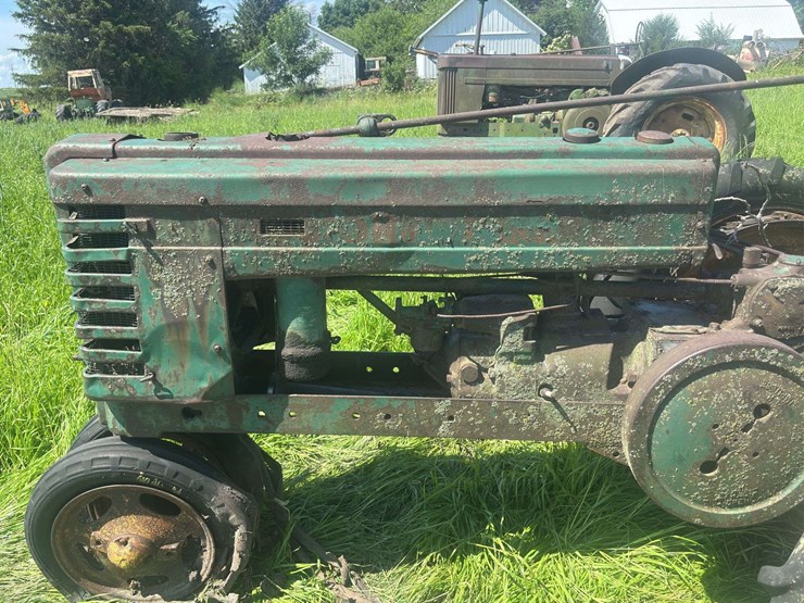 john-deere-h-image-30