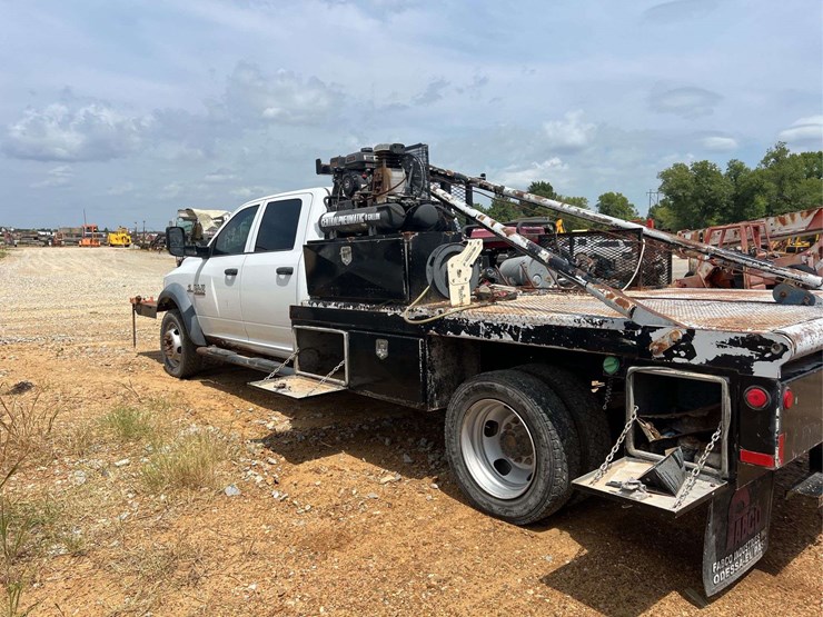 2018-dodge-ram-4500-image-2