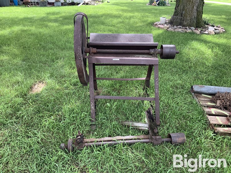 belt-drive-buzz-saw-image-2