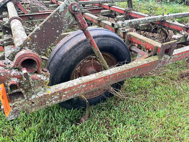 #7453-•-international-harvester-pull-behind-rake-and-cultivator-image-15