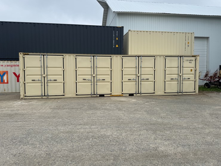 #4420-•-40'-high-cube-shipping-container-image-2