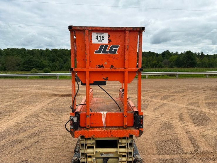 2017-jlg-1932r-image-8