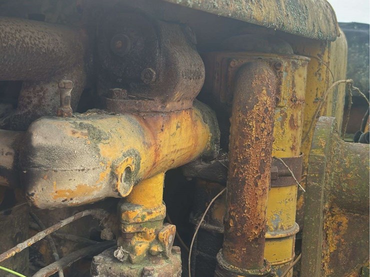 caterpillar-r5-crawler-and-blade-image-29