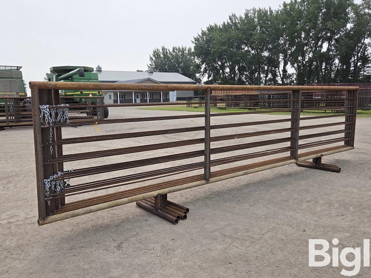 24'-free-standing-panels-(bid-per-unit)-image-3