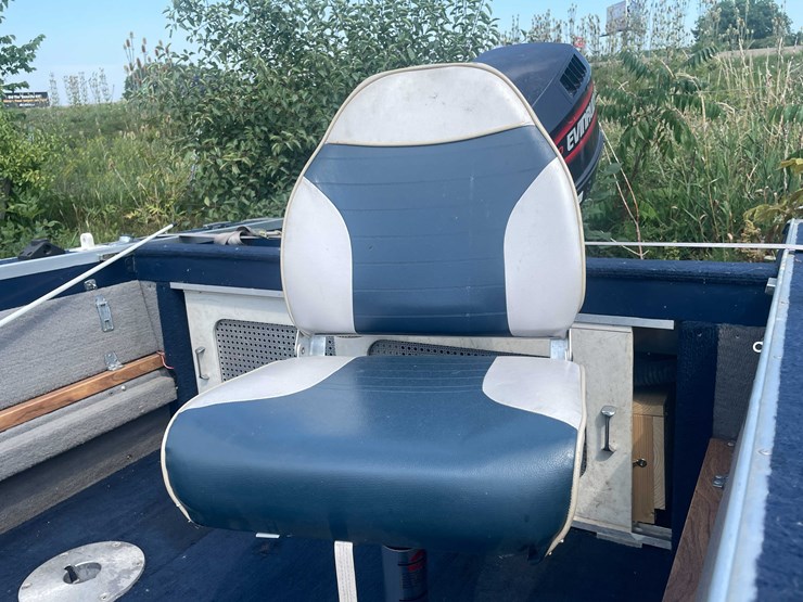 #1353-•-1993-sylvan-pro-fisherman-boat-(of)-image-10