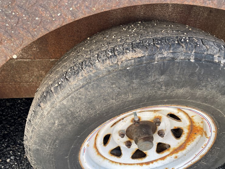#6255-•-2-axle-trailer-(has-wi-title)-image-9