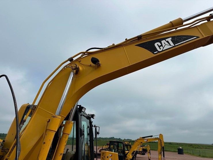 2003-caterpillar-312cl-image-28