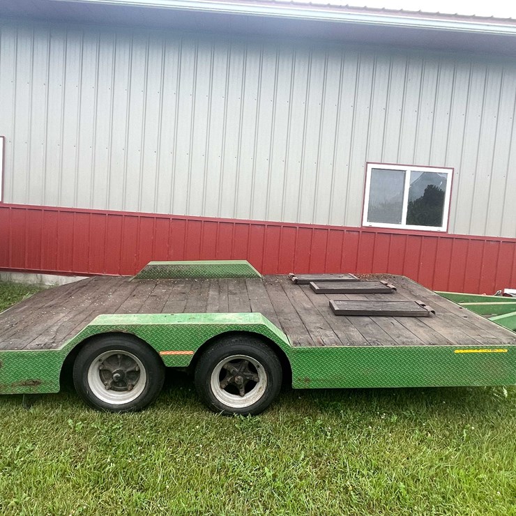 #6692 • 15' Dual Axle Trailer