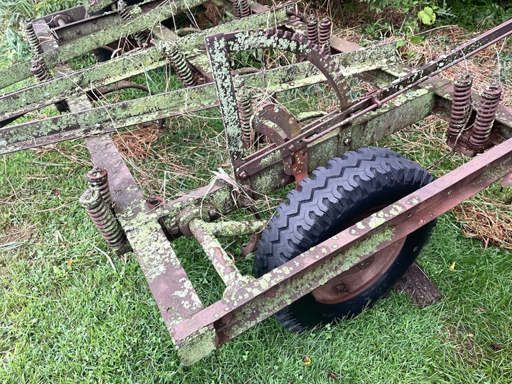 #7451-•-pull-behind-field-cultivator-image-8