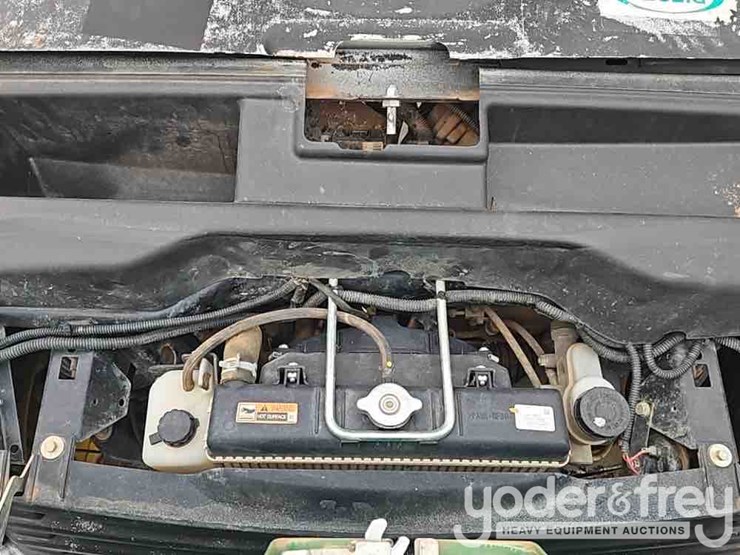 2021-john-deere-xuv855m-s4-image-13