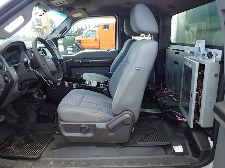 2012-ford-f450-image-26
