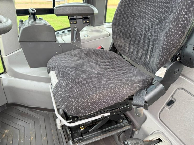 2012-volvo-l50f-image-49