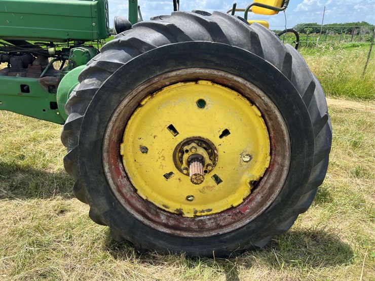 1952-john-deere-a-image-51