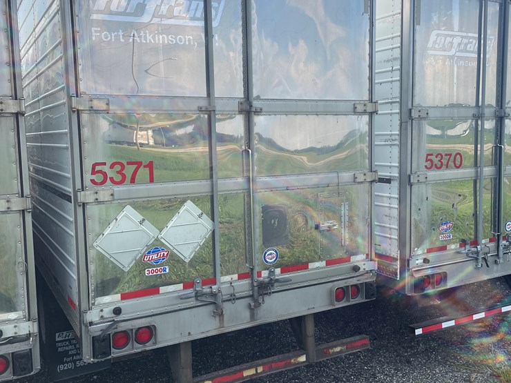 #6292-•-2015-utility-vs2ra-53'-reefer-van-trailer-(has-wi-title)-image-17