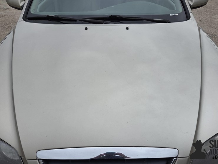2005-hyundai-elantra-4-door-sedan-image-12