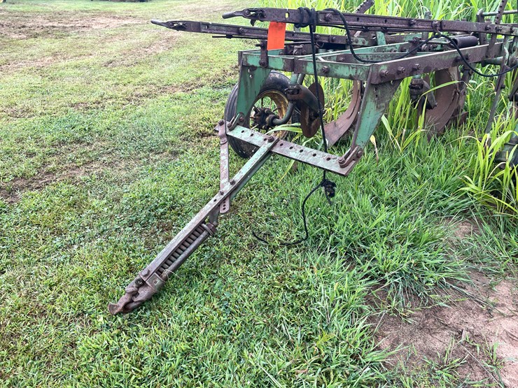 john-deere-60-image-7