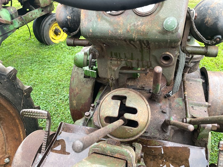 #6672-•-1942-john-deere-tractor-image-17