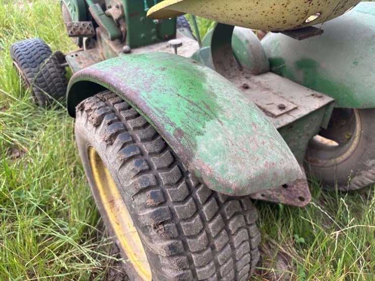 john-deere-110-image-58