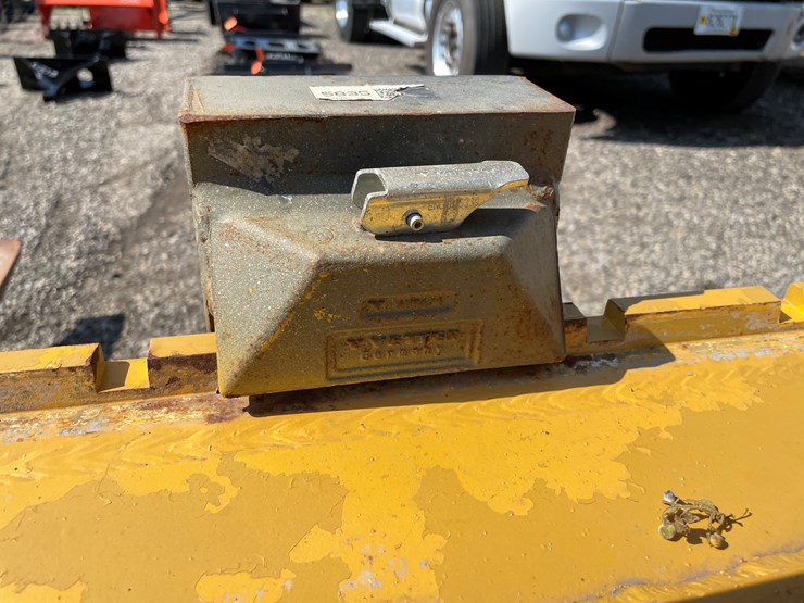 #6341-•-john-deere-worksite-loader-forks-image-9