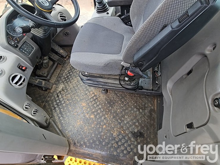 2020-volvo-l60h-image-46