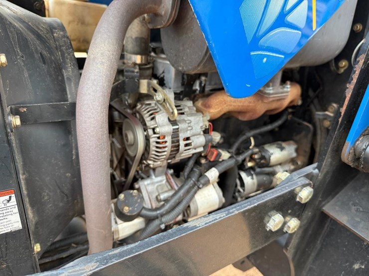 2010-new-holland-boomer-30-image-25