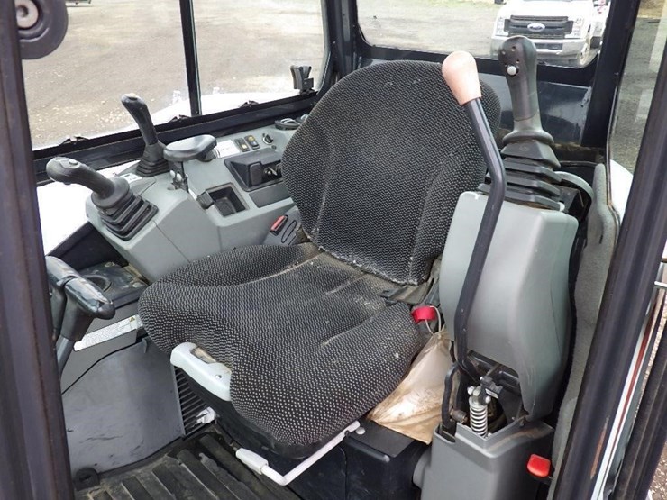 2020-bobcat-e42-image-25