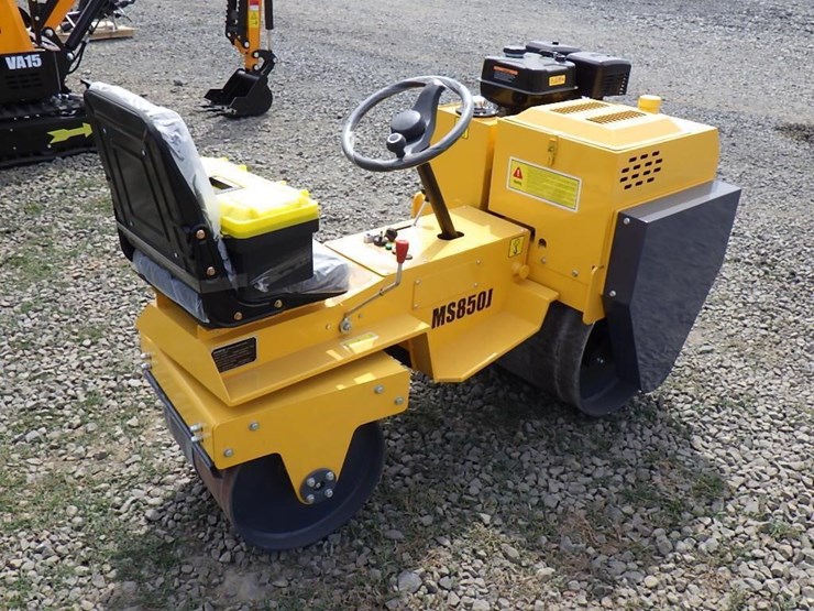 2025-mms-ms850j-ride-on-roller-image-3