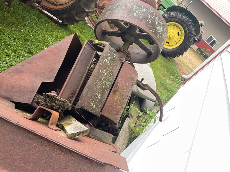 #6699-•-antique-farm-machinery-image-7