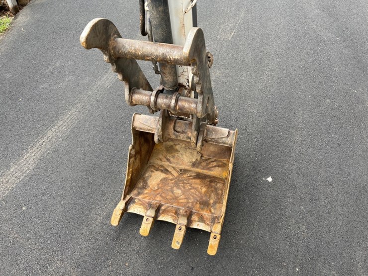 2021-bobcat-e35-image-10