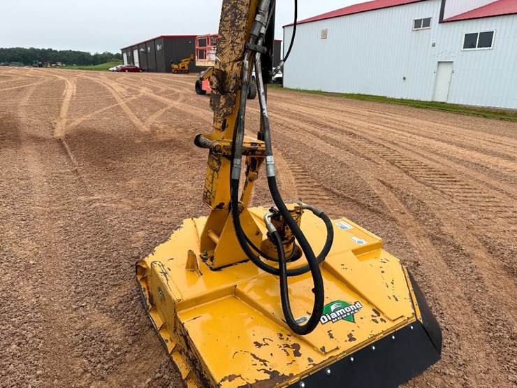 2016-new-holland-ts6.110-image-51