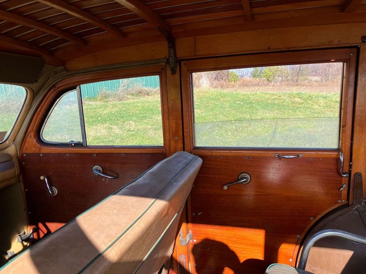 original-1948-ford-woody-image-16