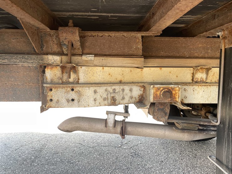 2011-freightliner-sprinter-3500-image-48