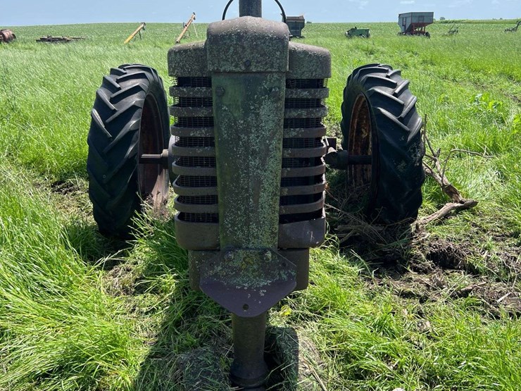 john-deere-model-a-image-8