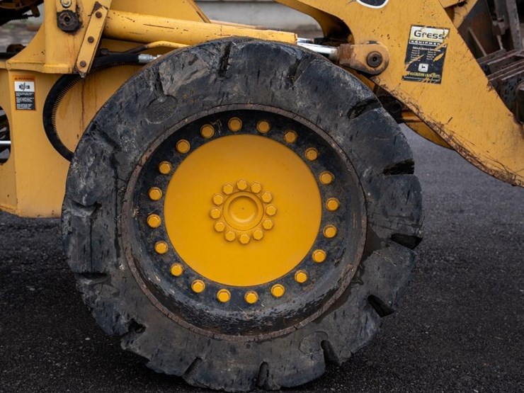 1996-deere-344g-image-40