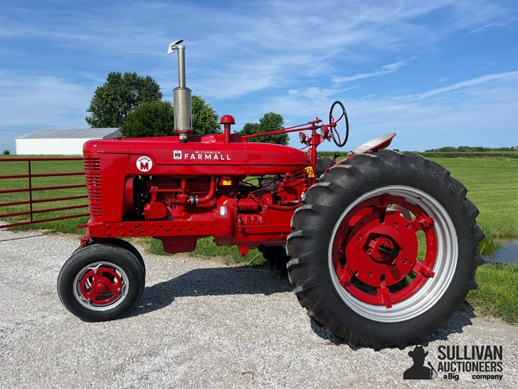 1953-farmall-super-m-2wd-tractor-image-8