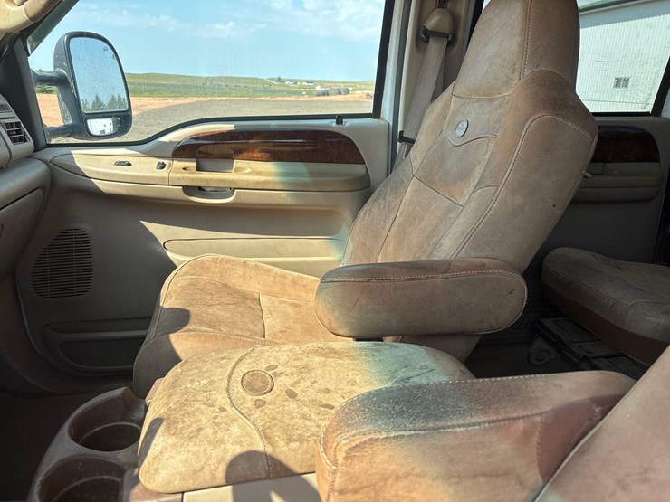 2003-ford-f350-image-21