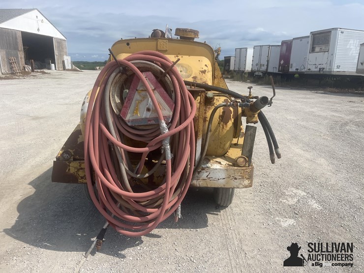 ingersall-rand-dr-365-mobile-air-compressor-image-6