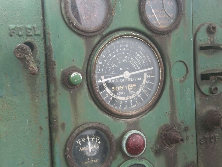 john-deere-70-image-27