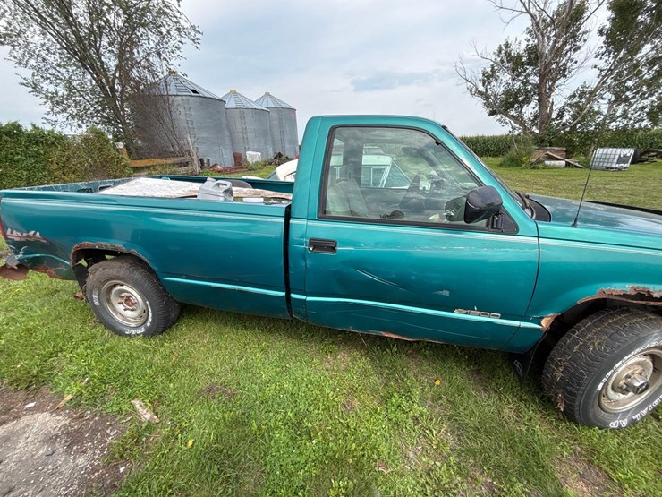 1994-chevrolet-1500-image-3