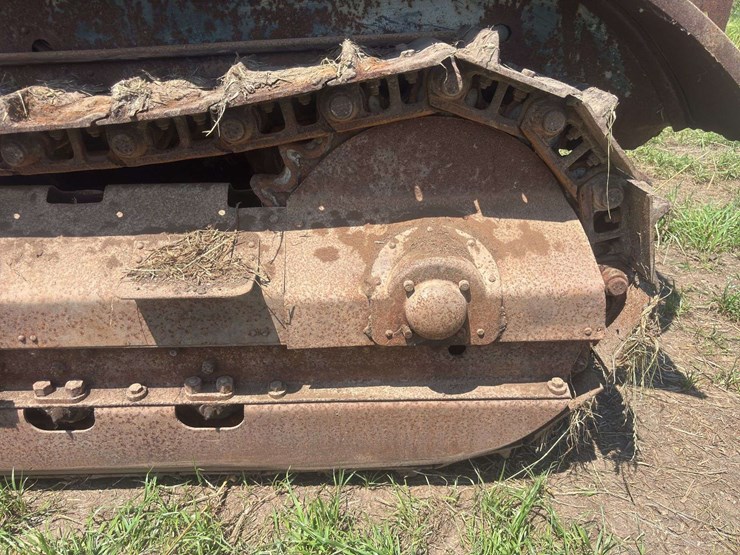 caterpillar-twenty-crawler-image-77