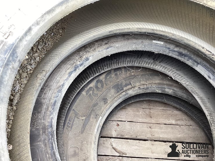 11r22.5-tires-image-15